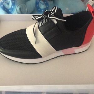 Steve Madden Antics Sneaker for Women